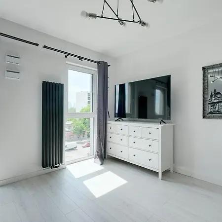 Targowa 10 London Апартаменты *