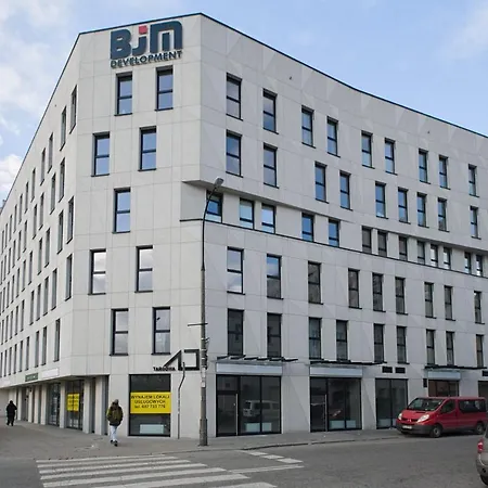 Targowa 10 London Апартаменты *